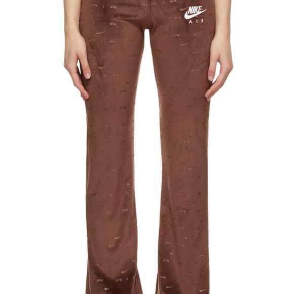 NWT Nike brown stretchy velour flare pants - Picture 4 of 5